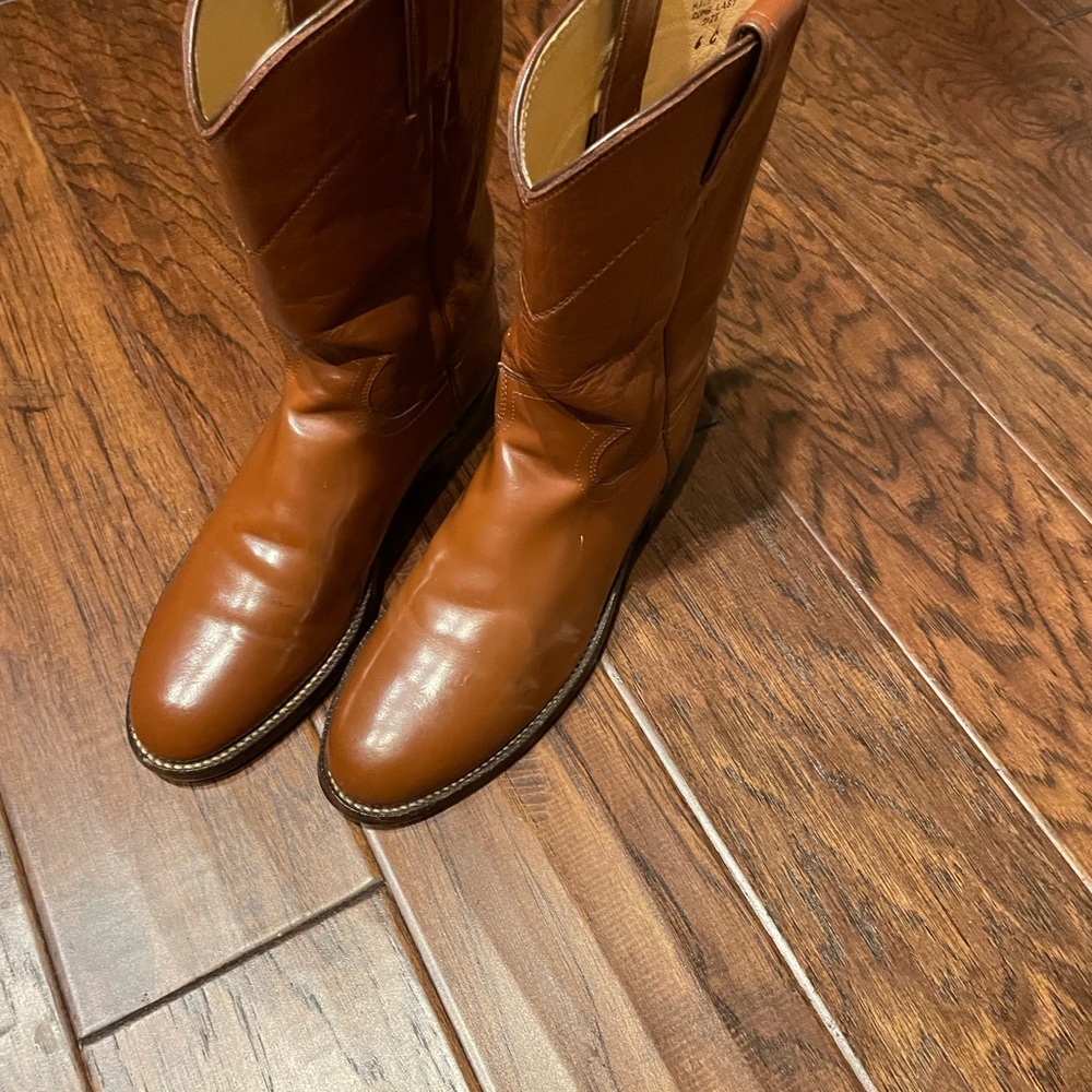 Justin women’s Brown Leather Cowboy Cowgirl Boots 6 C